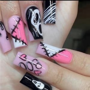 24 artificial ghost face Scream halloween nails
